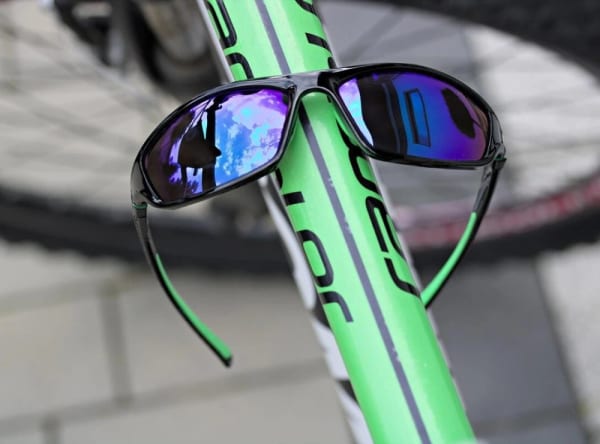 Męskie sportowe okulary lustrzane przeciwsłoneczne z polaryzacją SPD122LD